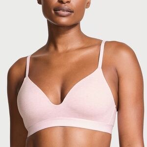 Lightly Lines Wireless Bra 32B